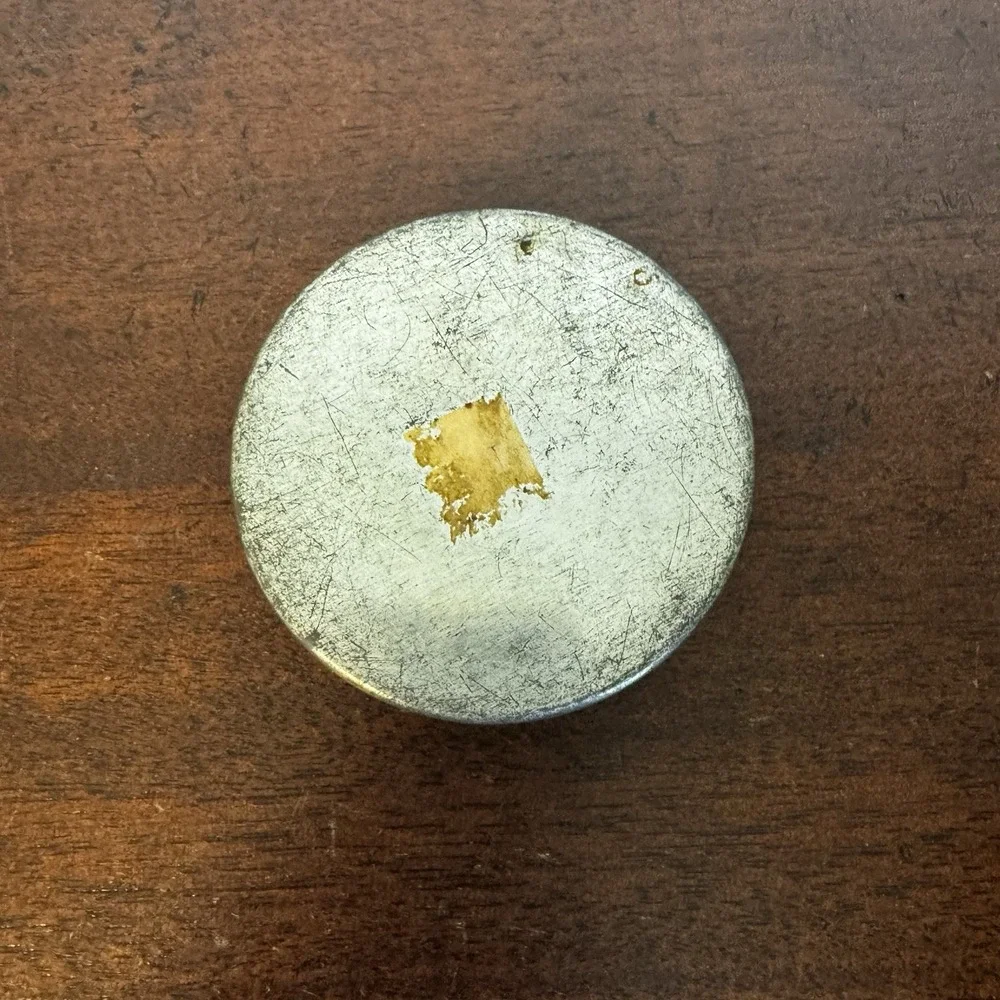 N/A vintage lid